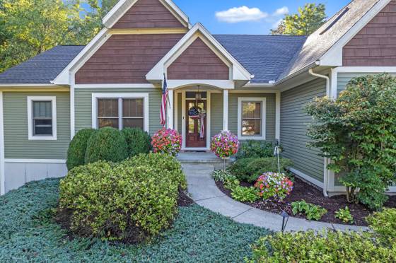 6240 Hiawatha Road, Whitmore Lake, MI 48189 photo 3