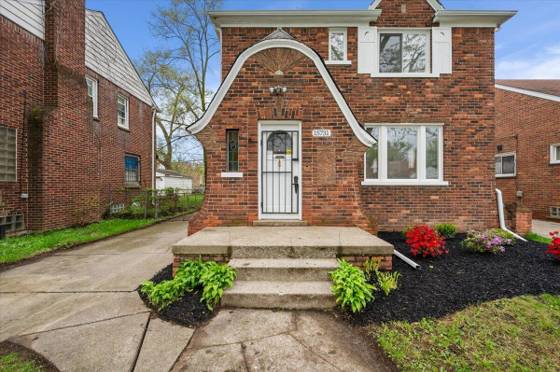15731 Kentfield Street, Detroit, MI 48223 photo 2