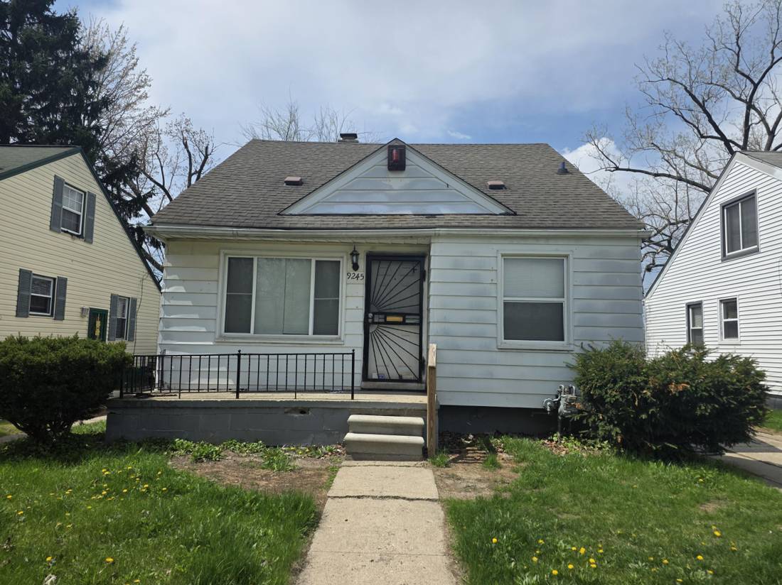 9245 Archdale Street, Detroit, MI 48228