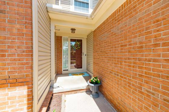 5488 Elmhurst Drive #21, Trenton, MI 48183 photo 3