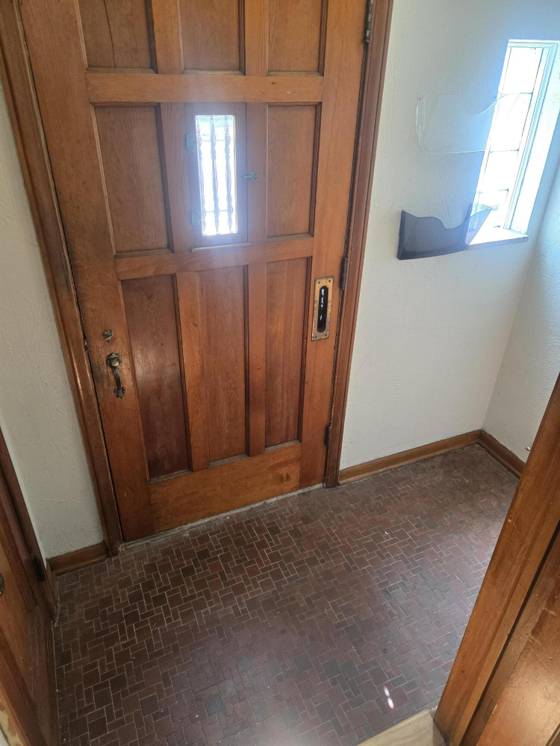 933 Maplegrove Avenue, Royal Oak, MI 48067 photo 3