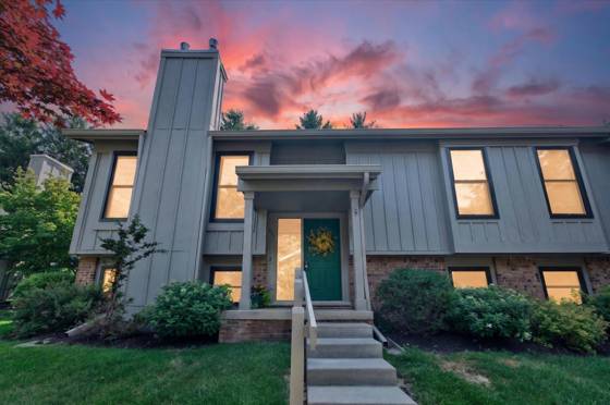 2122 Spruceway Lane, Ann Arbor, MI 48103 photo 2