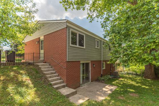 603 Manor Drive, Ann Arbor, MI 48105 photo 3