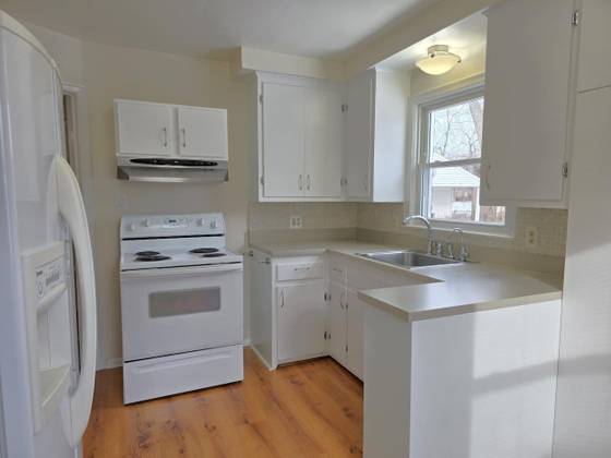 9924 Roseland Street, Livonia, MI 48150 photo 5