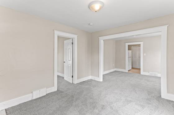 186 W Rundell Street, Pontiac, MI 48342 photo 5