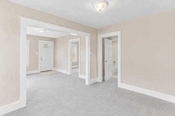 186 W Rundell Street, Pontiac, MI 48342 photo 4