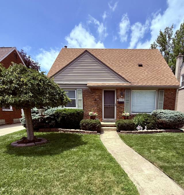 1936 Walnut Street, Dearborn, MI