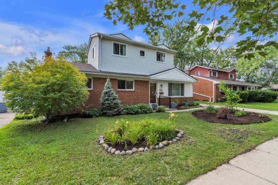 30431 Avon Court, Westland, MI 48185 photo 2