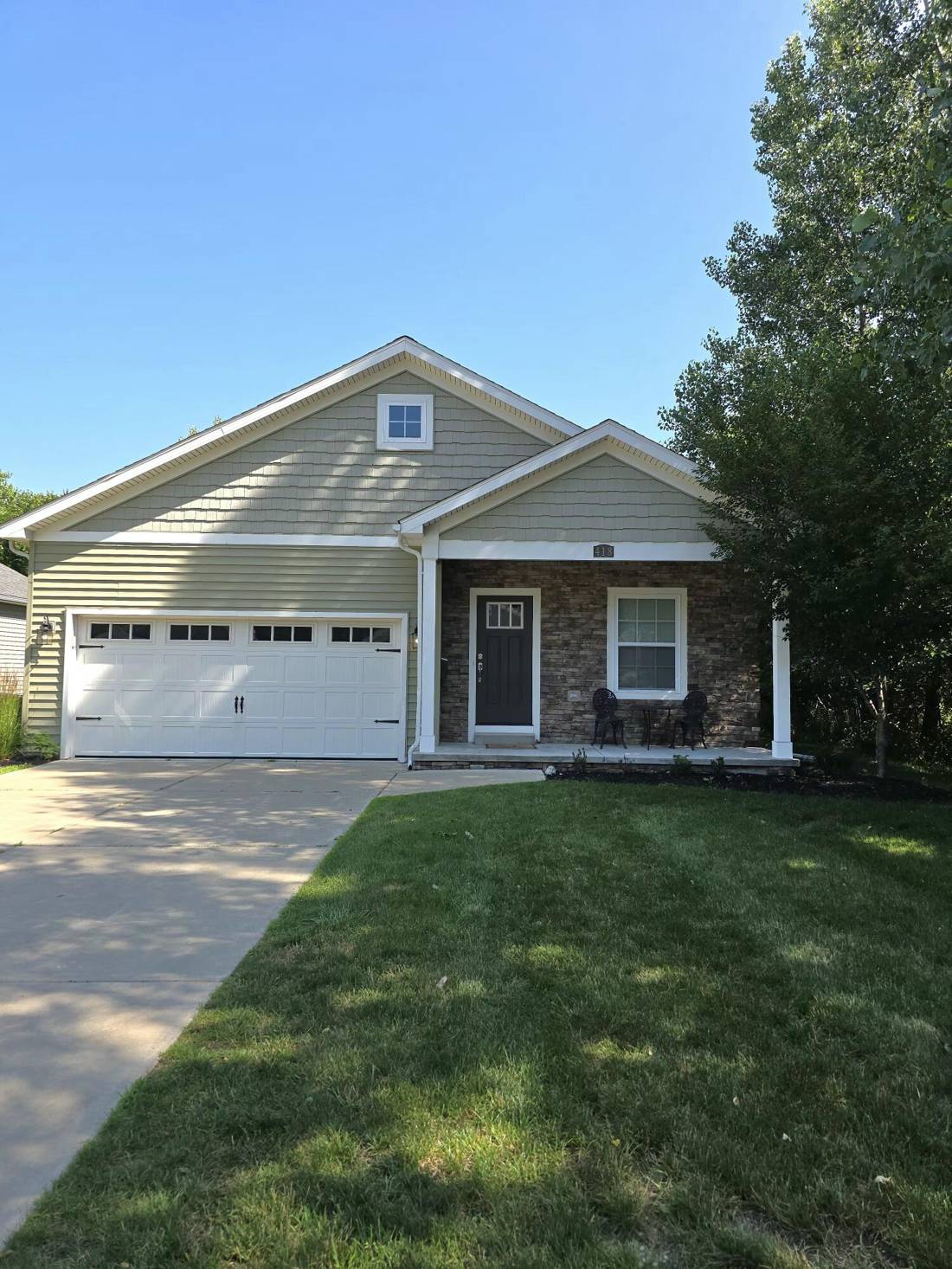 418 W Ellen Street, Fenton, MI 48430