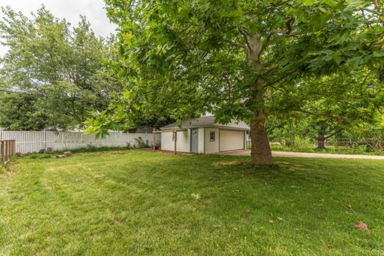 640 Dellwood Drive, Ann Arbor, MI 48103 photo 3