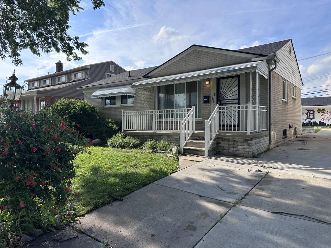 1610 Progress Avenue, Lincoln Park, MI 48146