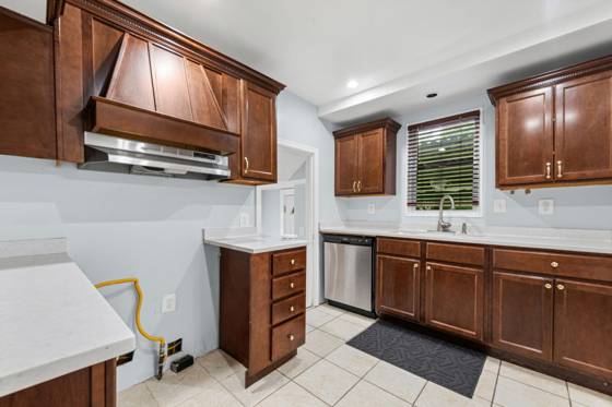 6953 Mayburn Street, Dearborn Heights, MI 48127 photo 3