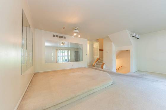 3286 Alpine Drive, Ann Arbor, MI 48108 photo 3