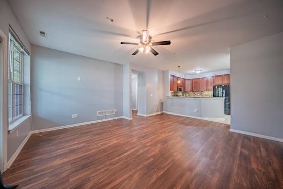953 E Summerfield Glen Circle, Ann Arbor, MI 48103 photo 4