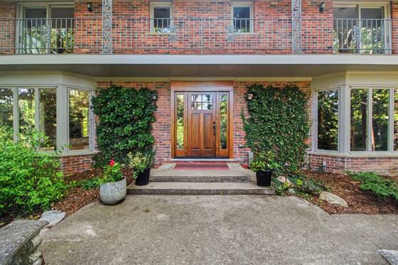 432 Riverview Drive, Ann Arbor, MI 48104 photo 2