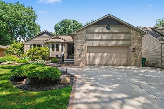 38768 Pineridge Street, Harrison Township, MI 48045 photo 2