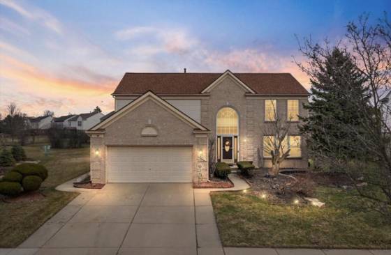 4677 NE Clover Road NE, Canton, MI 48188 photo 2