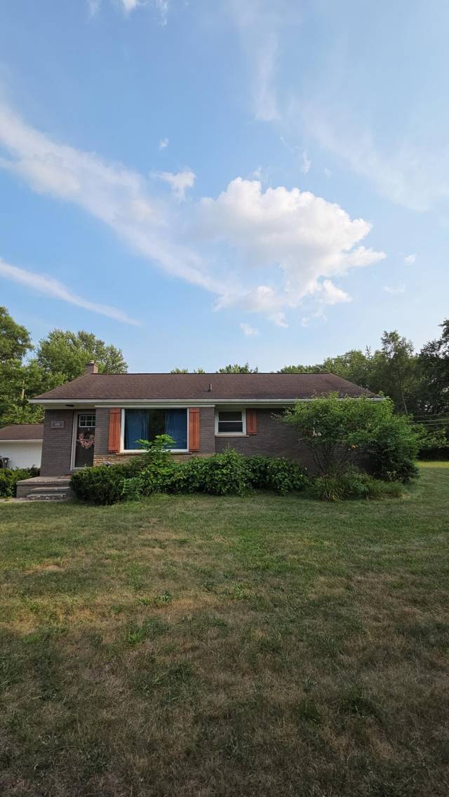 34745 Pinetree Street, Livonia, MI