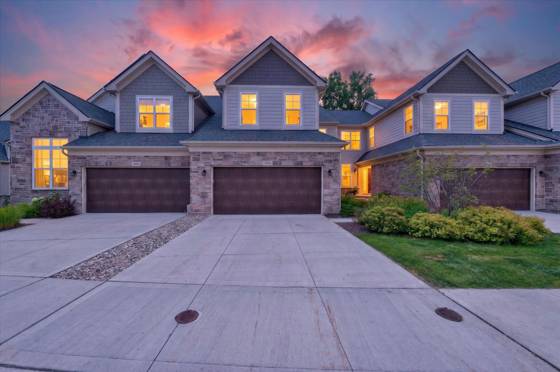 3062 N Spurway Drive, Ann Arbor, MI 48105 photo 2