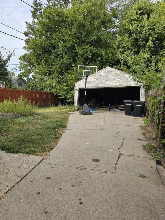 15779 Birwood Street, Detroit, MI 48238 photo 2