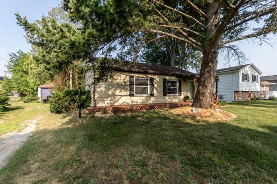 18951 Sunset Street, Livonia, MI 48152 photo 2