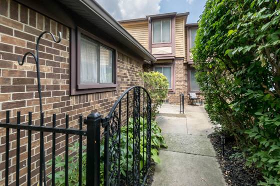 32143 W 12 Mile Road, Farmington Hills, MI 48334 photo 2