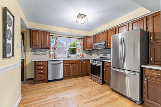 21545 Highview Street, Clinton Twp, MI 48036 photo 3