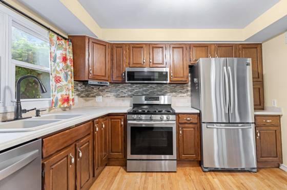 21545 Highview Street, Clinton Twp, MI 48036 photo 4