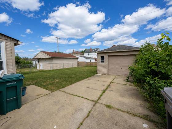 6236 Kenilworth Street, Dearborn, MI 48126 photo 2