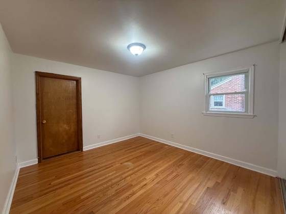 29671 Macintyre Street, Livonia, MI 48150 photo 2