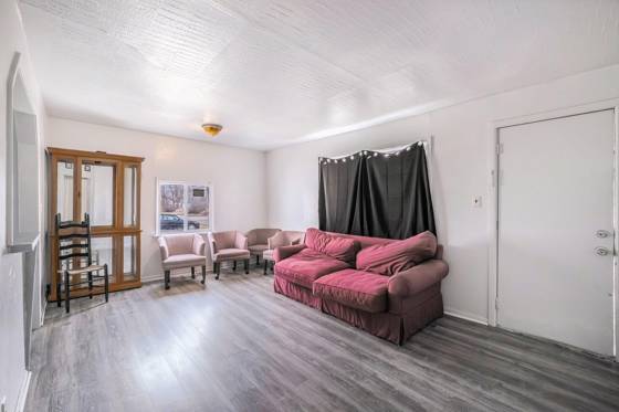 933 E Foss Avenue, Flint, MI 48505 photo 5