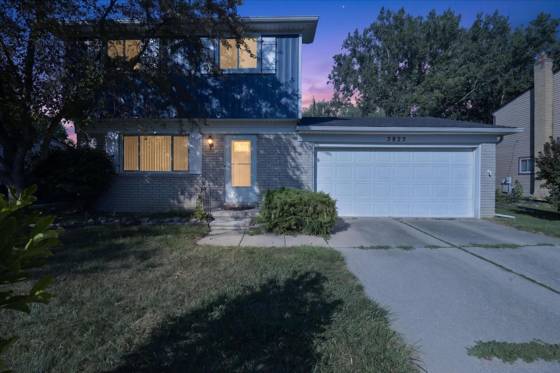 5825 Huntington Avenue, Ypsilanti, MI 48197 photo 2