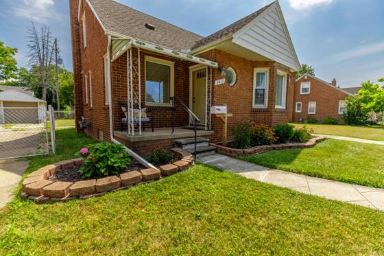 3413 Lincoln Street, Dearborn, MI 48124 photo 3