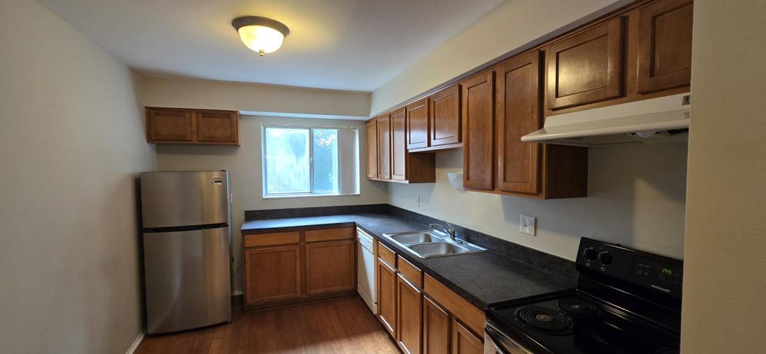 1890 Axtell Drive #5, Troy, MI 48084