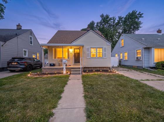 214 Cleveland Street, Trenton, MI 48183 photo 2