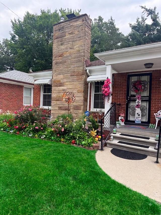 24080 Oneida Street, Oak Park, MI