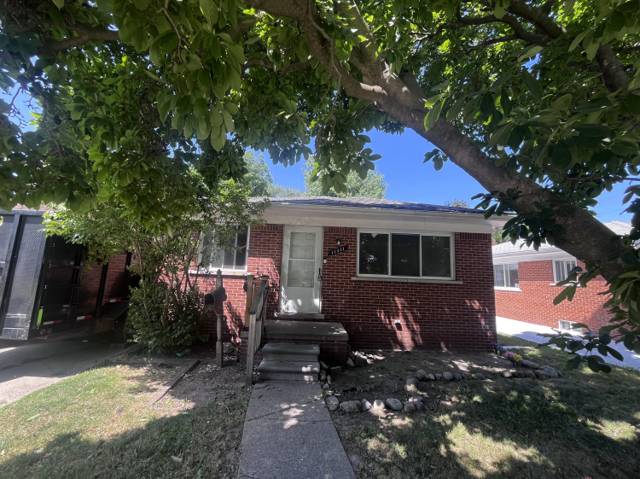 11411 Brady, Redford, MI
