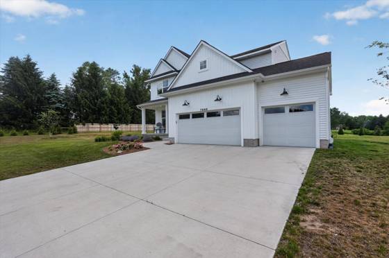 7895 Oak Grove Road, Howell, MI 48855 photo 3