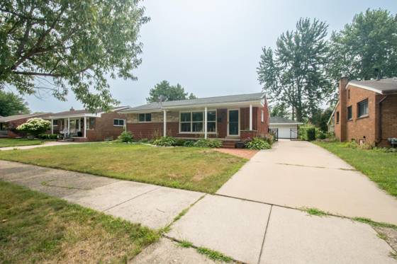 4642 Audubon Drive, Warren, MI 48092 photo 4