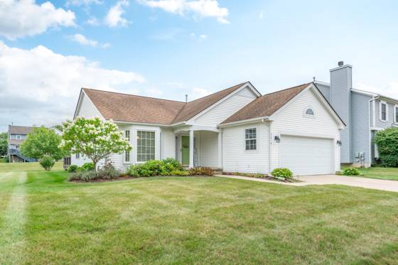 3618 Meadow View Drive, Dexter, MI 48130 photo 3