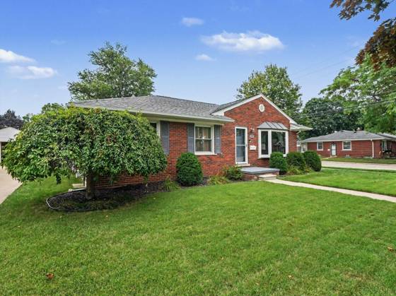 2995 Anna Court, Trenton, MI 48183 photo 4