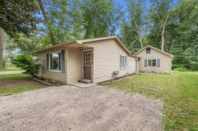 9535 Listeria Street, Commerce Twp