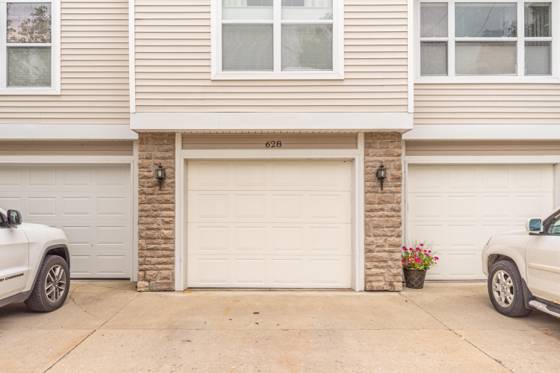 628 Riverstone Lane, Chelsea, MI 48118 photo 4