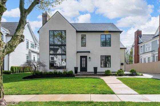 1323 Washington Boulevard, Birmingham, MI 48009 photo 2