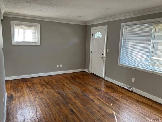 28444 Everett Street, Southfield, MI 48076 photo 5