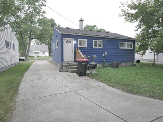 28444 Everett Street, Southfield, MI 48076 photo 2