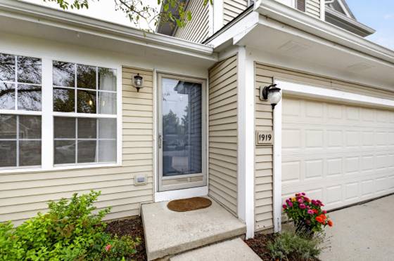 1919 Savannah Lane, Ypsilanti, MI 48198 photo 2