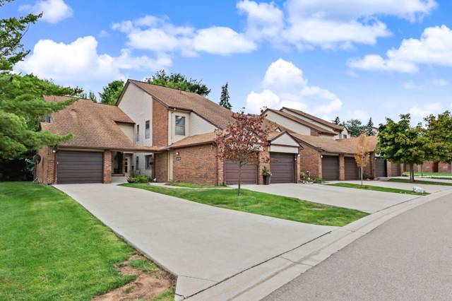 6600 Ridgefield Circle, West Bloomfield, MI