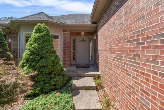 1011 Ashton Woods Drive, Canton, MI 48187 photo 3