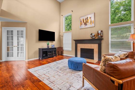 2240 Indian Creek Circle, Ann Arbor, MI 48105 photo 5